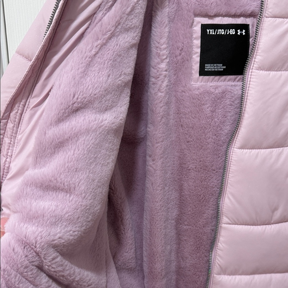 NWT Under Armour Light Pink/Lilac Kids Hooded Puffer Jacket - Picture 3 of 16
